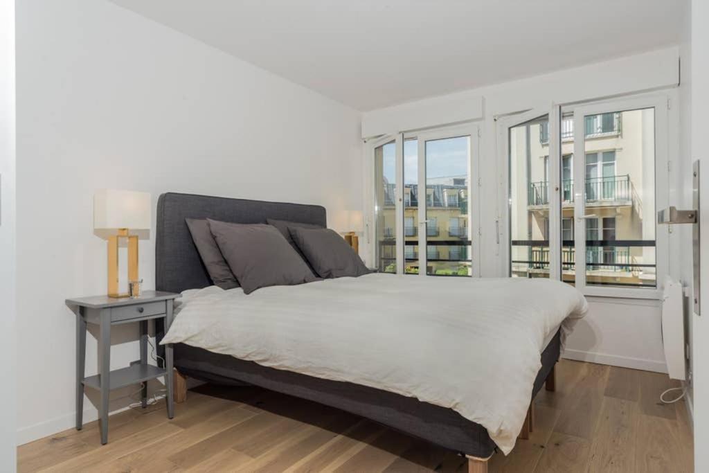 Lovely Apartment Close To A Big Shopping Mall Serris Eksteriør bilde