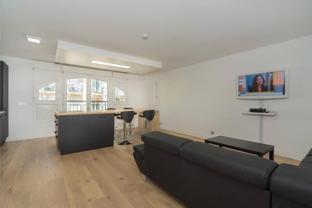 Lovely Apartment Close To A Big Shopping Mall Serris Eksteriør bilde